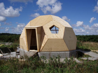 Illustration for article titled Dome Houses to Protect You from the Dark Future